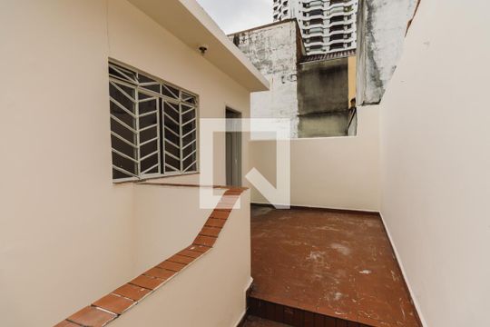 Terraço de casa para alugar com 2 quartos, 154m² em Vila Ipojuca, São Paulo