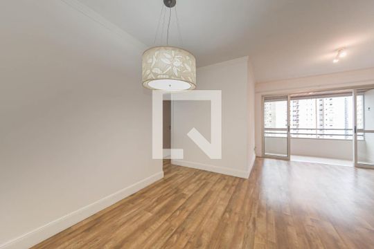 Apartamento para alugar com 3 quartos, 86m² em Jardim das Acacias, São Paulo