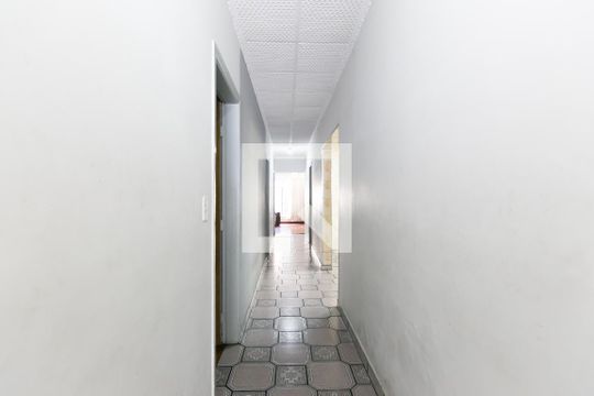 Corredor de casa à venda com 4 quartos, 760m² em Vila Santana, São Paulo