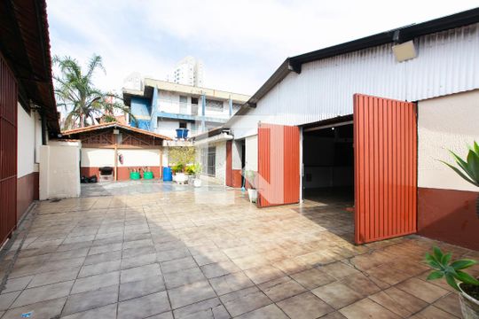 Quintal de casa à venda com 4 quartos, 760m² em Vila Santana, São Paulo