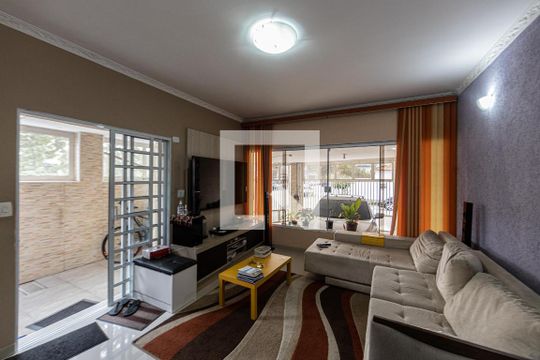 Casa à venda com 1 quarto, 160m² em Vila Nova Manchester, São Paulo