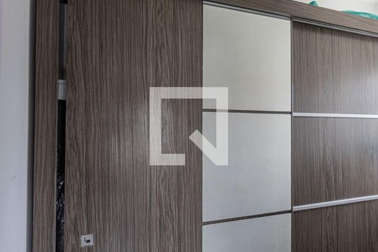 Closet de casa à venda com 1 quarto, 160m² em Vila Nova Manchester, São Paulo
