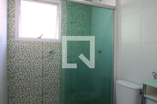 Banheiro de apartamento para alugar com 1 quarto, 43m² em Jardim Vera Cruz, Sorocaba