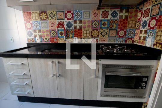 Cozinha de apartamento para alugar com 1 quarto, 43m² em Jardim Vera Cruz, Sorocaba