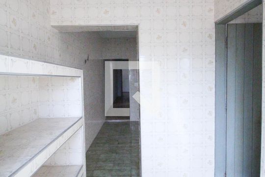 Area de serviço de casa para alugar com 2 quartos, 80m² em Jardim Líbano, São Paulo
