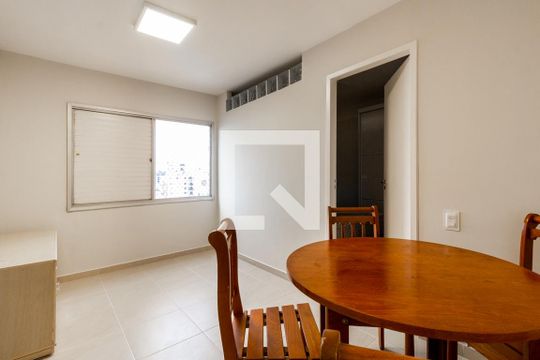 Apartamento para alugar com 1 quarto, 40m² em Indianópolis, São Paulo