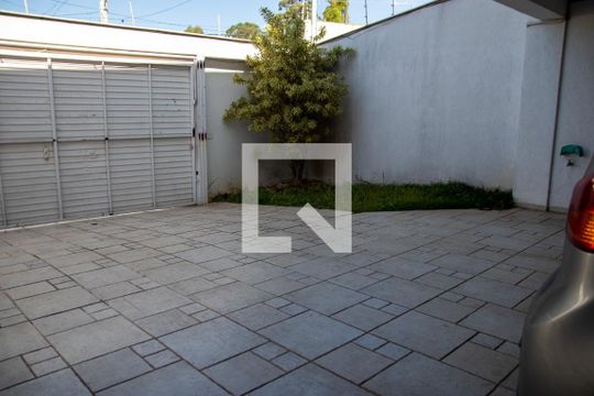Garagem de casa à venda com 4 quartos, 360m² em Jardim Leonor Mendes de Barros, São Paulo