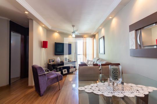 Apartamento à venda com 2 quartos, 55m² em Padroeira, Osasco
