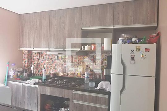 Cozinha de apartamento para alugar com 2 quartos, 42m² em São José, Canoas