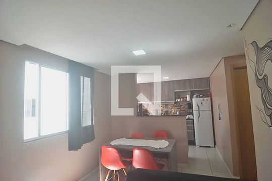 Sala de apartamento para alugar com 2 quartos, 42m² em São José, Canoas