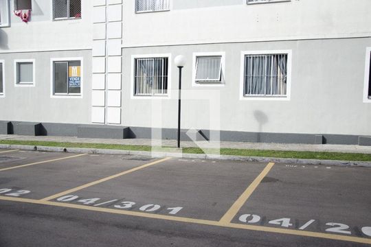 Estacionamento de apartamento para alugar com 2 quartos, 42m² em São José, Canoas