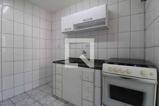 Cozinha de apartamento para alugar com 2 quartos, 52m² em Jardim Brasília, São Paulo