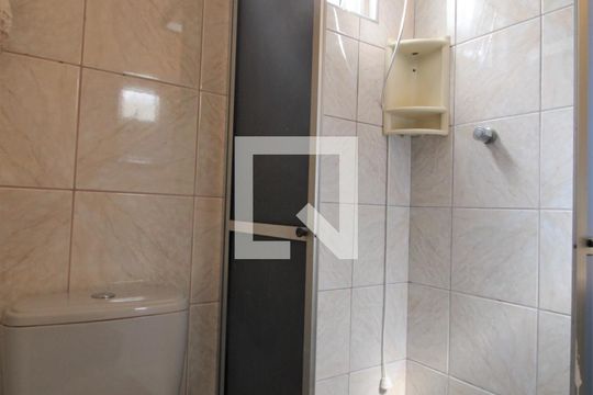Banheiro de apartamento para alugar com 2 quartos, 52m² em Jardim Brasília, São Paulo