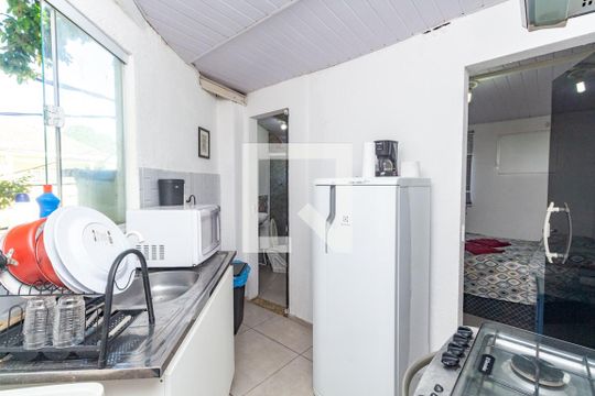 Cozinha de kitnet/studio para alugar com 1 quarto, 30m² em Vila Valqueire, Rio de Janeiro