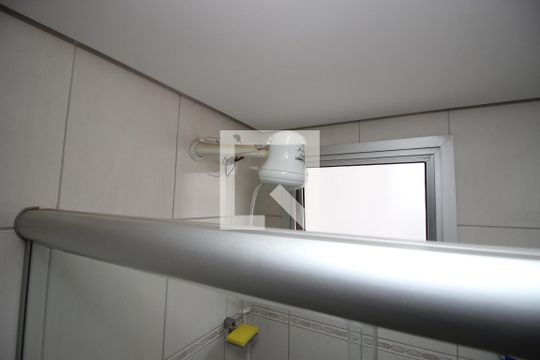Banheiro da Suíte de apartamento para alugar com 3 quartos, 87m² em Sul (águas Claras), Brasília