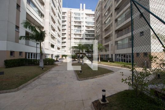 Área comum de apartamento para alugar com 2 quartos, 56m² em Chácara Seis de Outubro, São Paulo