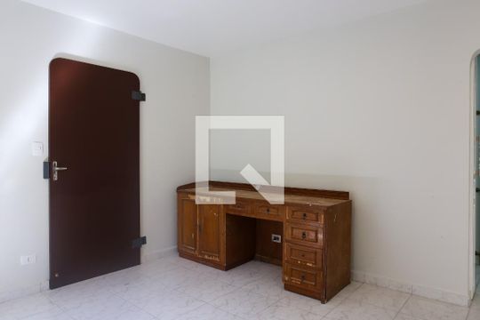 Suíte 2 de casa para alugar com 4 quartos, 300m² em Santa Maria, Santo André