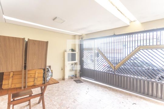 Garagem de casa à venda com 2 quartos, 143m² em Assunção, São Bernardo do Campo