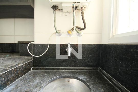 Área de serviço de apartamento à venda com 3 quartos, 68m² em Parque Reboucas, São Paulo