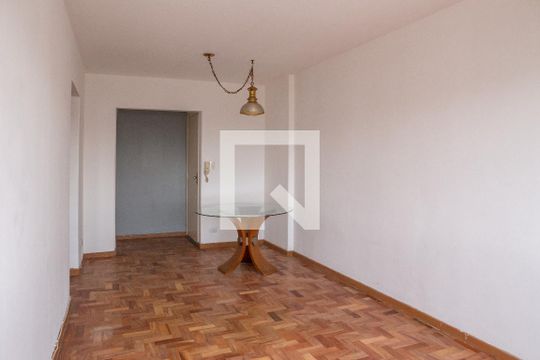Sala de apartamento para alugar com 1 quarto, 53m² em Vila Anglo Brasileira, São Paulo