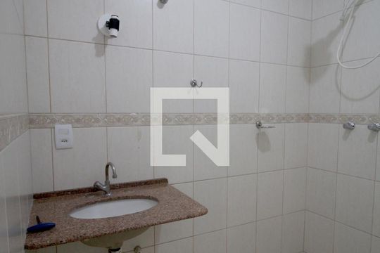 Banheiro 1 de casa para alugar com 6 quartos, 191m² em Vila Jardini, Sorocaba