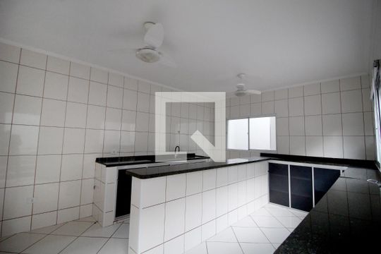 Cozinha de casa para alugar com 6 quartos, 191m² em Vila Jardini, Sorocaba