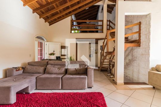 Sala de casa à venda com 3 quartos, 350m² em Campo Novo, Porto Alegre