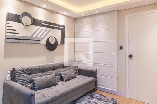 Sala de kitnet/studio para alugar com 1 quarto, 35m² em Bela Vista, São Paulo