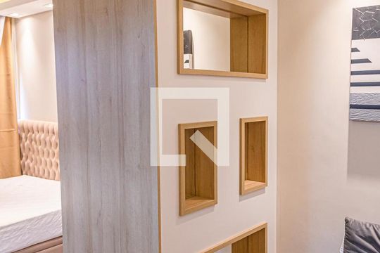 Sala de kitnet/studio para alugar com 1 quarto, 35m² em Bela Vista, São Paulo