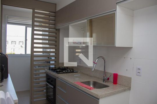 Cozinha de apartamento à venda com 2 quartos, 48m² em Encantado, Rio de Janeiro
