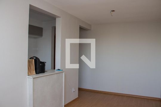Sala de apartamento à venda com 2 quartos, 48m² em Encantado, Rio de Janeiro