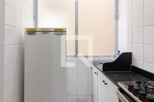 Cozinha de apartamento à venda com 1 quarto, 40m² em Centro Histórico, Porto Alegre