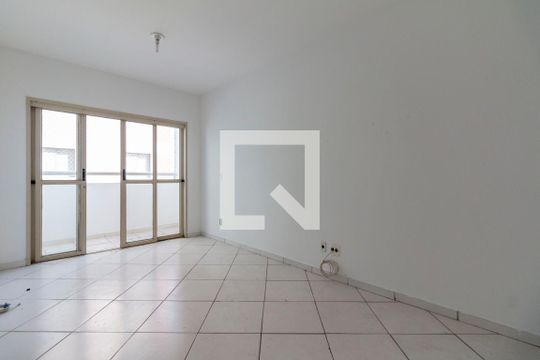 Sala de apartamento à venda com 3 quartos, 63m² em Cidade Líder, São Paulo