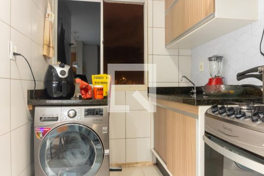 Área de Serviço de apartamento para alugar com 2 quartos, 47m² em Samambaia Sul (samambaia), Brasília