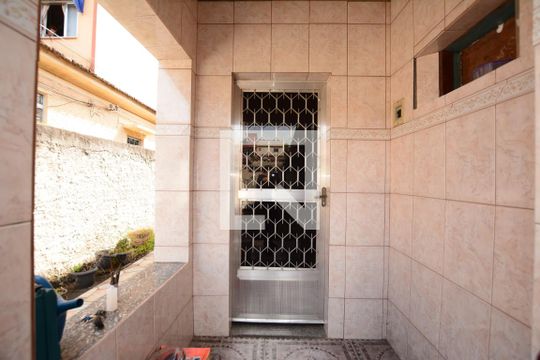 Varanda Sala de casa para alugar com 1 quarto, 300m² em Irajá, Rio de Janeiro