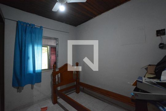 Quarto 1 de casa para alugar com 1 quarto, 300m² em Irajá, Rio de Janeiro