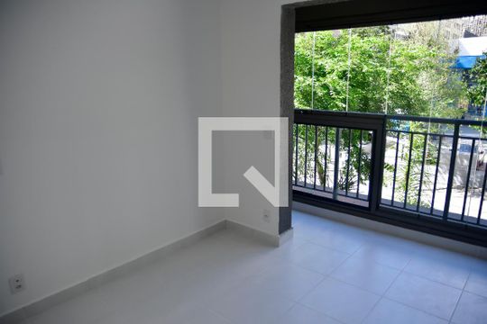 Sala/Quarto de kitnet/studio à venda com 1 quarto, 21m² em República, São Paulo