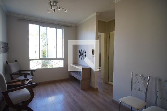 Apartamento para alugar com 3 quartos, 55m² em Mário Quintana, Porto Alegre
