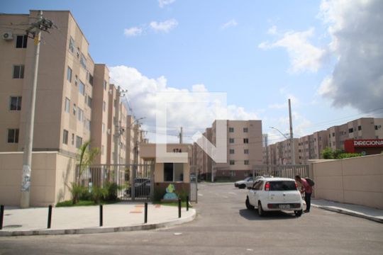 Fachada do Condomínio de apartamento para alugar com 2 quartos, 43m² em Curicica, Rio de Janeiro