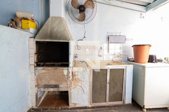 Churrasqueira de casa à venda com 5 quartos, 120m² em Jardim Londres, Campinas