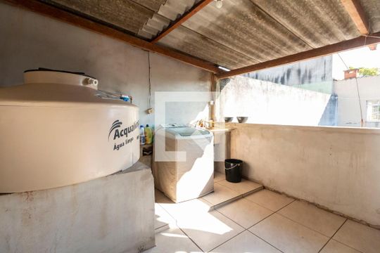 Área de Serviço de casa para alugar com 3 quartos, 290m² em Conjunto Residencial Jose Boni, São Paulo