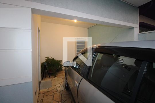 Garagem de casa à venda com 3 quartos, 174m² em Vila Industrial, Campinas