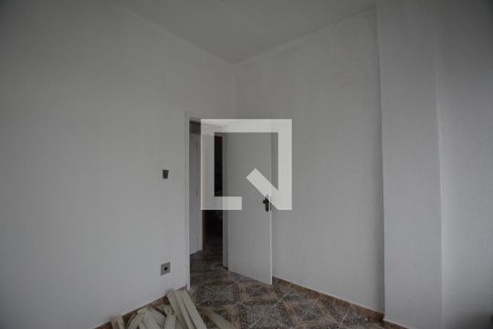 Quarto 1 de apartamento à venda com 1 quarto, 57m² em Penha Circular, Rio de Janeiro