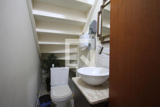 Lavabo de casa à venda com 5 quartos, 140m² em Jardim da Glória, São Paulo