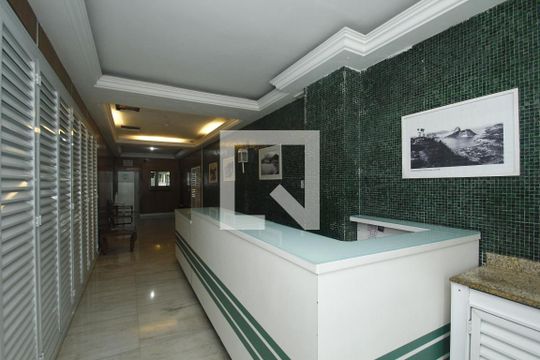 Portaria de apartamento à venda com 3 quartos, 70m² em Botafogo, Rio de Janeiro