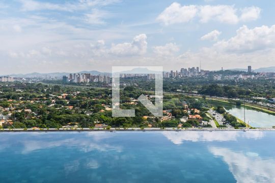 Piscina de apartamento à venda com 1 quarto, 36m² em Butantã, São Paulo