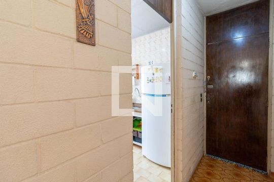 Entrada de apartamento à venda com 2 quartos, 55m² em Lauzane Paulista, São Paulo