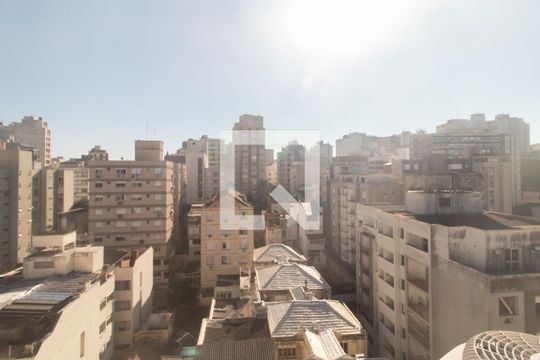 Vista de kitnet/studio para alugar com 1 quarto, 30m² em Centro Histórico, Porto Alegre