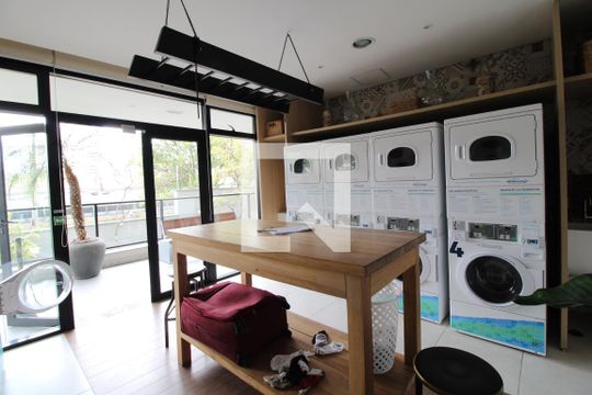 Área de serviço de kitnet/studio à venda com 1 quarto, 46m² em Campo Belo, São Paulo