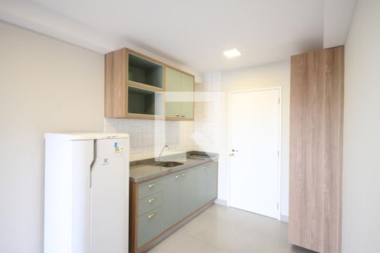Cozinha de apartamento para alugar com 1 quarto, 33m² em Vila Mariana, São Paulo